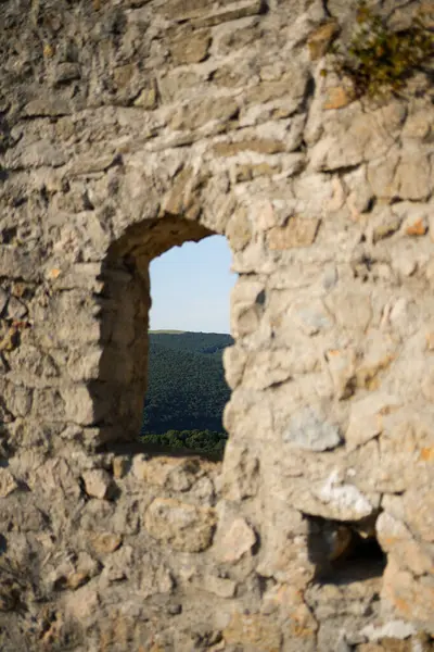 Hrad Branc: Manzaralı Tarihi Harabeler