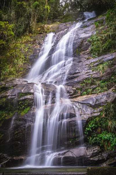 Tuanay Şelalesi Tijuca Ormanı Rio de Janeiro, Brezilya