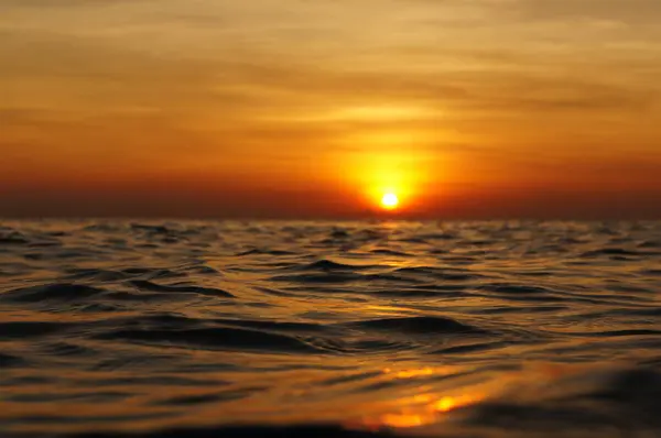 Gündüzle gece arasında büyülü bir an.