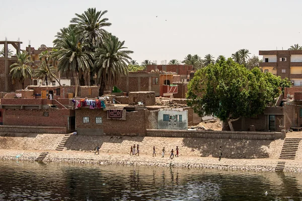 Vista Panoramica Delle Rive Fertili Del Nilo Vita Quotidiana Durante — Foto Stock