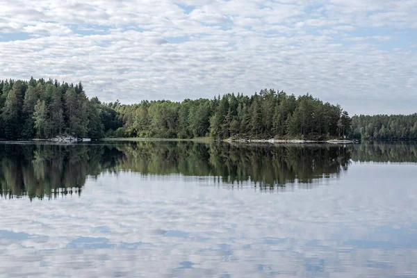 Jezero Ragnerudssjoen Zrcadlo Dalslandu Švédsko Krásné Přírodní Les Pinetree Švédský — Stock fotografie