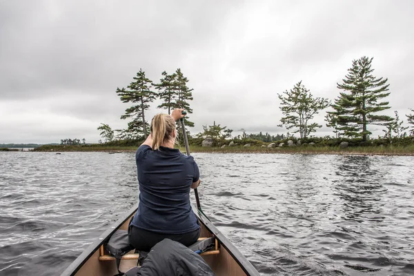 Blonde Girl Canoe Ride Exploring Nature River Islands Morning Mist — Stock Photo, Image