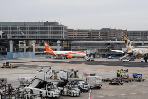 Frankfurt Duitsland Easy Jet Vliegtuig Luchthaven Van Fraport Wachtend Vlucht — Stockfoto