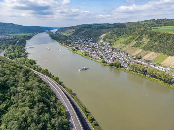 Alemanha Aerial Rio Reno Andernach Perto Miradouro Koblenz Sobre Aldeia — Fotografia de Stock