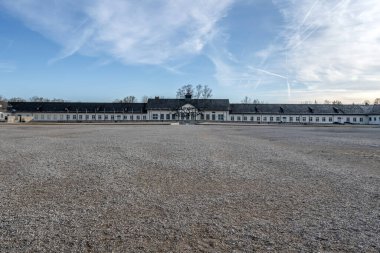 Almanya 'daki Dachau Toplama Kampı Binaları.