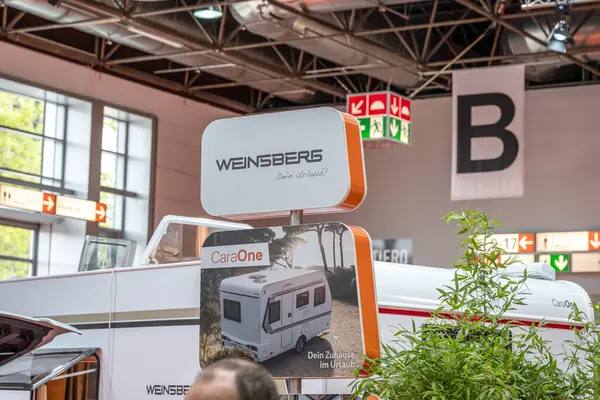 Duesseldorf Alemanha 2019 Mobile Home Fabricante Caravanas Weinsberg Durante Exposição Imagens De Bancos De Imagens
