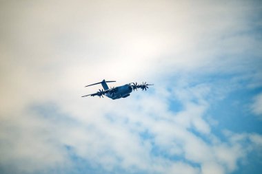 Fransız uçağı Airbus A400M Atlas, askeri nakliye uçağı Avrupa NATO.
