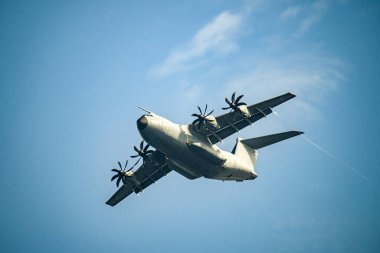 Fransız uçağı Airbus A400M Atlas, askeri nakliye uçağı Avrupa NATO.