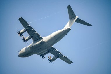 Fransız uçağı Airbus A400M Atlas, askeri nakliye uçağı Avrupa NATO.