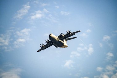 Fransız uçağı Airbus A400M Atlas, askeri nakliye uçağı Avrupa NATO.