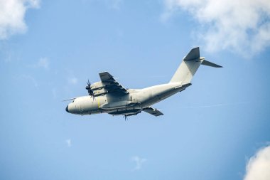 Fransız uçağı Airbus A400M Atlas, askeri nakliye uçağı Avrupa NATO.