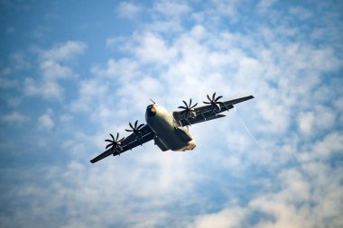Fransız uçağı Airbus A400M Atlas, askeri nakliye uçağı Avrupa NATO.