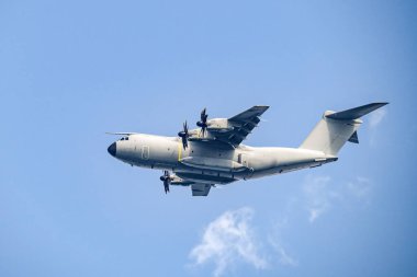Fransız uçağı Airbus A400M Atlas, askeri nakliye uçağı Avrupa NATO.