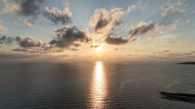 Tyrhenian Denizi 'nde gün batımı