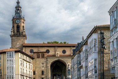Mara Inmaculada Katedrali veya Yeni Katedral Vitoria-Gasteiz 'deki en önemli neo-gotik binadır...
