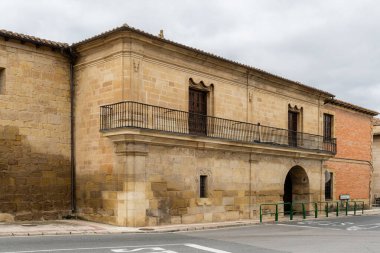 Santo Domingo de la Calzada, La Rioja, İspanya Duvarları ve Kapısı