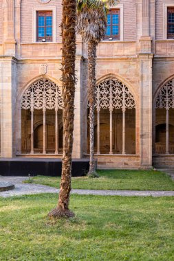 Njera, La Rioja, İspanya: 22 Ağustos 2024: Santa Mara la Real de Njera Manastırı, St. James Yolu.