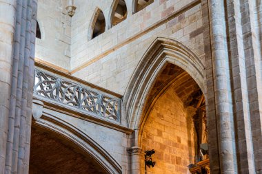 Njera, La Rioja, İspanya: 22 Ağustos 2024: Santa Mara la Real de Njera Manastırı, St. James Yolu.