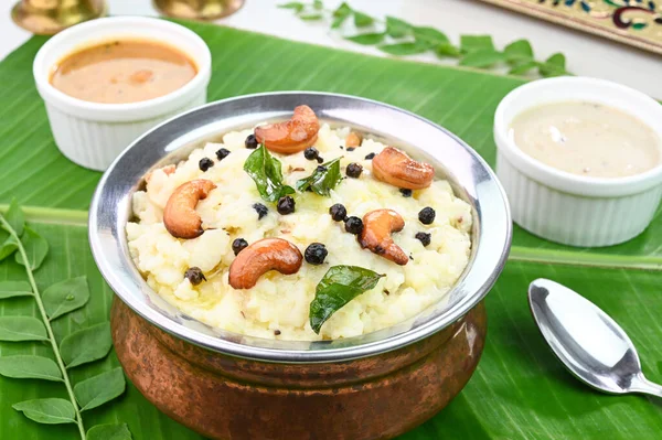 Ven Pongal Berühmtes Südindisches Frühstück Bananenblatt Serviert — Stockfoto