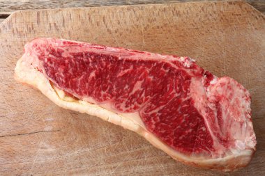 Biftek keto gastronomik diyet olarak eti çalıyor. 