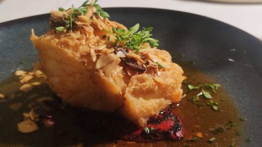 Taze balık makbuzu yemeye hazır.