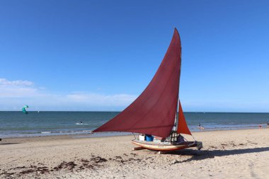 Sahilde tekneler Barra do Caupe (Cumbuco) Cear