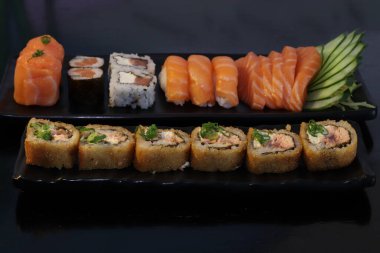 Joe - Suşi - Uramaki - Japon Yemeği - Somon