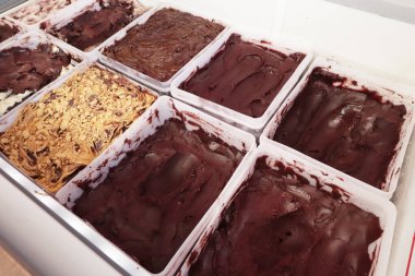 Acai ve Tamamlayıcı Tatlı İkramları