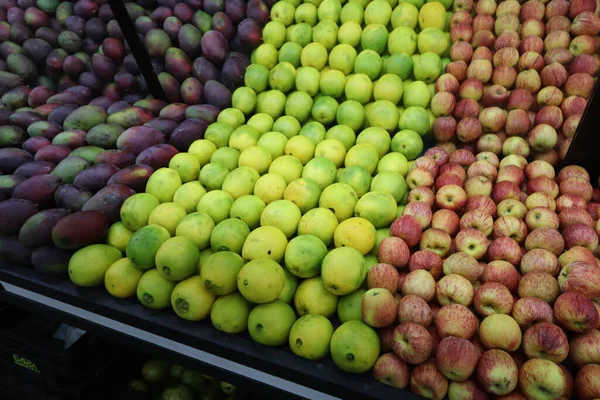 Buah Buahan Dan Sayuran Selionasi Pasar Berwarna — Stok Foto