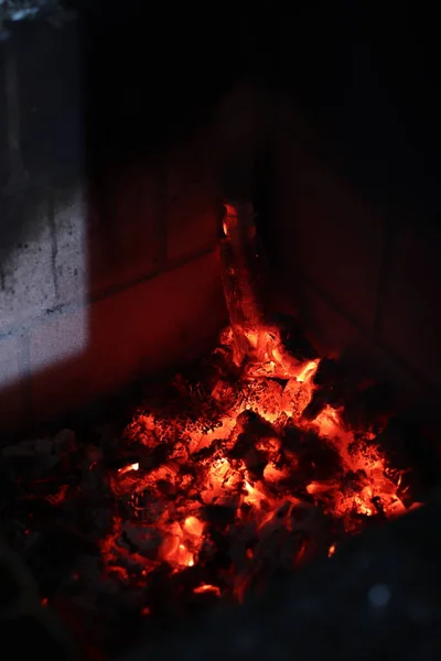 Hoguera Fuego Ember Chimenea —  Fotos de Stock