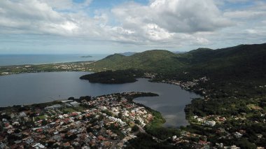 Florianpolis Brezilya 'daki Lagoa da Conceio' nun hava görüntüsü