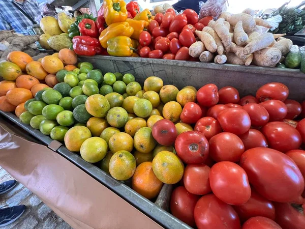 Belas Frutas Legumes Mercado — Fotografia de Stock