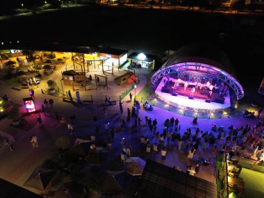 Jurere Uluslararası Gece Torre Florianpolis 'in Fotoğrafları