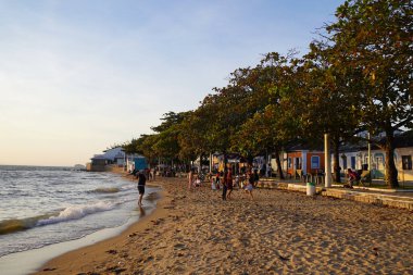 Florianpolis Adası 'ndaki Ribeiro Sahili' nde gün batımı