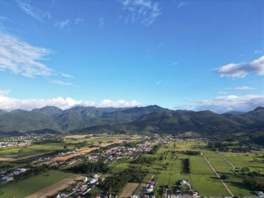Santo Amaro Imperatriz 'deki dağlar Santa Catarina