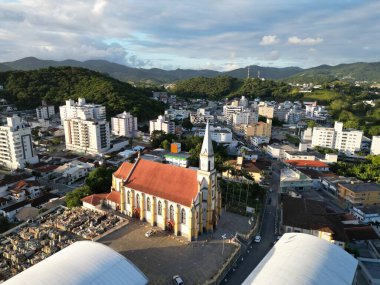 Santo Amaro da Imperatriz kilisesinin hava görüntüsü.