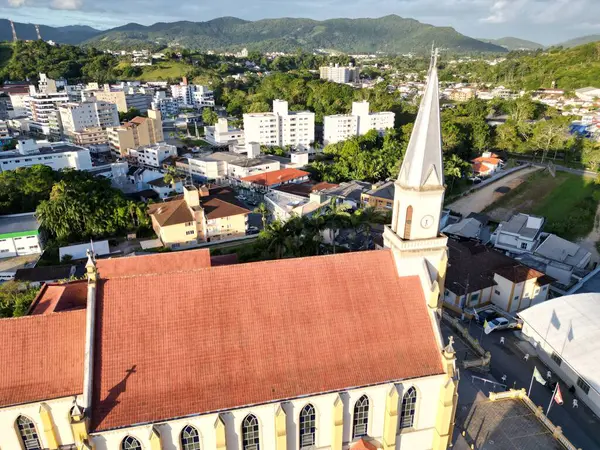 Santo Amaro da Imperatriz kilisesinin hava görüntüsü.