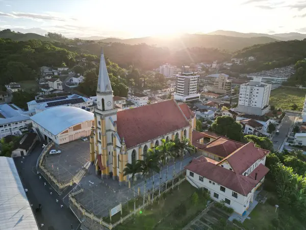 Santo Amaro da Imperatriz kilisesinin hava görüntüsü.