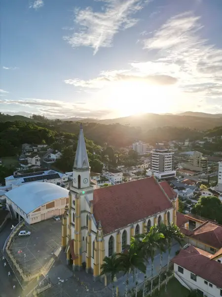 Santo Amaro da Imperatriz kilisesinin hava görüntüsü.