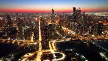 Modern Şehir Skylines 4K Hava Görüntüsü
