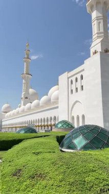 Şeyh Zayed Ulu Cami, Abu Dabi İkonik Beyaz Cami ve Mimari Başyapıt