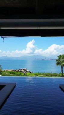 Sonsuzluk Havuzu, Hamakları, Okyanus ve Dağ İnsansız Hava Aracı ile Lüks Sahil Resort Tropikal Instagrammable Otel İnzivası