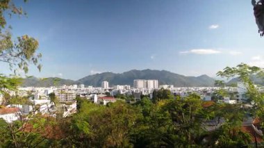 Long Son Pagoda Nha Trang, Vietnam 'da Panoramik Manzara ve Beyaz Buda Heykelleri