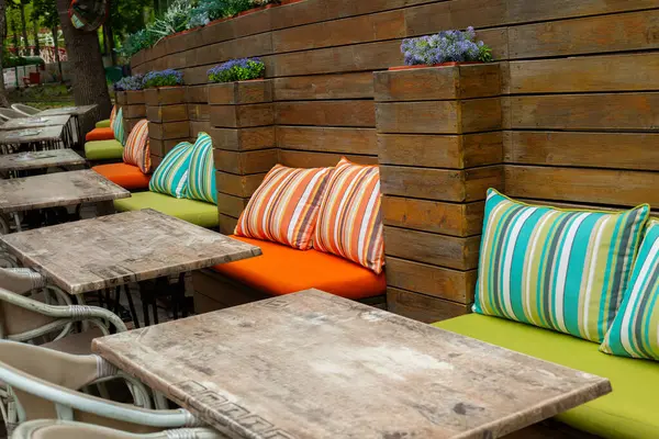 Restoranın güzel terası..