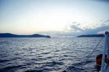 Denizde gün batımı 