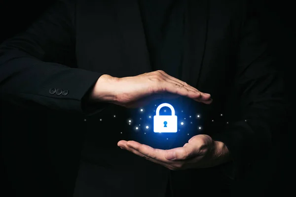 Cyber Έννοια Ασφάλειας Επιχειρηματίας Δίκτυο Προστασίας Χεριών Εικονίδιο Κλειδώματος Και — Φωτογραφία Αρχείου