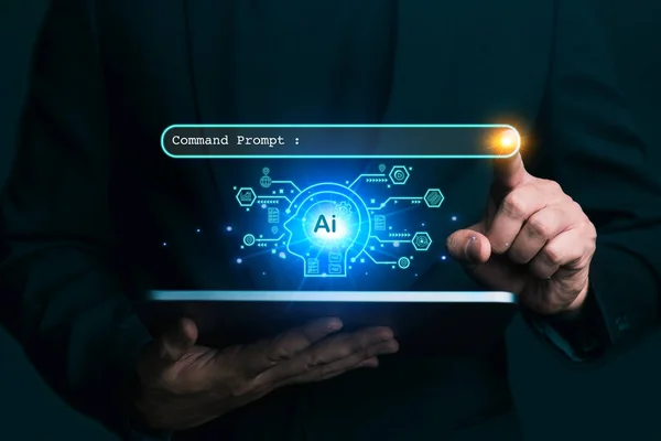 Ai技術 ビジネスマンはAi 人工知能との仮想グラフィックチャットを示しています コマンドプロンプトを使用して何かを生成し未来技術の変革を — ストック写真