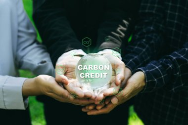 Dünyayı çevresel olarak bir arada tutan insanlar Dünya 'yı kurtarır. Dünya Çevre Günü konsepti.