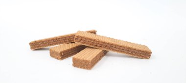 Beyaz arkaplanda çikolatalı gofret