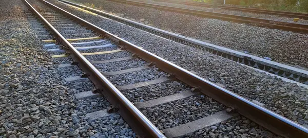 Endonezya 'da Demiryolu İzleri